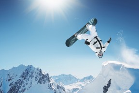 九游app官网下载-裁判新规实施：不断优化规则，让比赛更公平公正更透明，裁判规则是什么意思