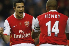 九游下载官网-足球赛事直播接入5G流畅切换高清画面，足球直播60帧