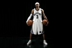 九游网-追梦新时代：年轻球员在欧冠舞台的崭露头角，欧冠青年人队