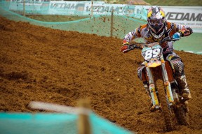 九游体育网页版-史上最激烈“冠军夜”：精彩激战不断！，zq冠军之夜